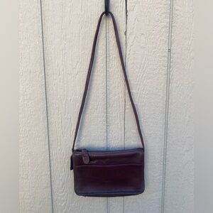 Dorcelle Made in USA Vintage Shoulder Handbag Purse Dark Maroon Burgundy Leather